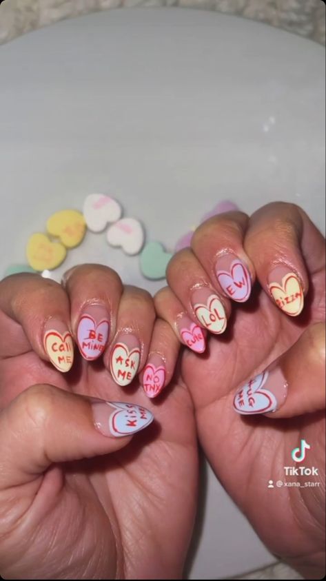 Valentines Day 2022 Nail Inspiration Conversation Heart Nail Art, Love Heart Sweet Nails, Sweetheart Candy Nails, Conversation Hearts Nails, Conversation Heart Nails, Candy Heart Nails, Xoxo Nails, Hearts Nails, Sweetheart Candy