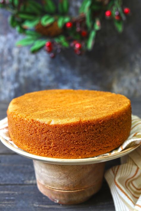 Eggless Sponge Cake is a soft, moist, spongy vanilla cake without any eggs. Eggless Pound Cake, Eggless Crepes, Eggless Sponge Cake Recipe, Lama Cake, Eggless Custard, Eggless Cupcakes, Potato Cake Recipe, Eggless Vanilla Sponge Cake, Eggless Vanilla Cake Recipe