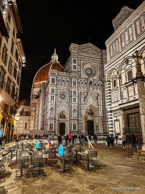 Florence At Night, Florence Restaurants, Italy Packing List, Visit Rome, Italy 2023, San Miniato, Arno River, Italian City, Uffizi Gallery