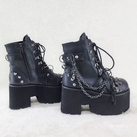 Brand New Demonia 3 1/2" (90mm) Chunky Heel, 2 1/4" (57mm) Cut-Out Platform D-Ring Lace-Up Ankle Boots Metal 'Demonia' Branded Tongue Cone Stud & D-Ring Details & Chain With Various Hanging Charms Metal Side Zip Closure Punk Platform Shoes, Gothic Closet, Emo Boots, Alt Shoes, Black Platforms, Whimsical Shoes, Boots Metal, High Platform Boots, Halloween Dresses