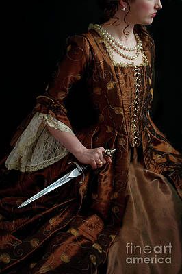 18th Century Georgian Woman Holding A Dagger by Lee Avison 18th Century Aesthetic, Lady Macbeth, Georgian Era, 18th Century Fashion, Poses References, Historical Dresses, Fantasy Fashion, Historical Fashion, 18th Century