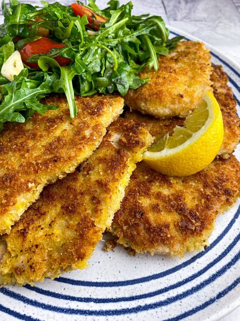 Baked Stuffed Pork Chops, Frying Pan Recipes, Pork Milanese, Breaded Fish, Flowering Kale, Brown Sugar Pork Chops, Fried Chicken Cutlets, Chicken Cutlet Recipes, Chicken Milanese