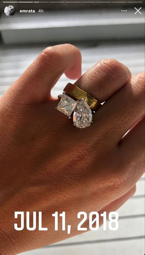 Big Engagement Rings, Dope Jewelry Accessories, Bling Bags, Future Engagement Rings, Unique Diamond Engagement Rings, Unusual Rings, Celebrity Engagement Rings, Engagement Ring Shapes, Dream Engagement