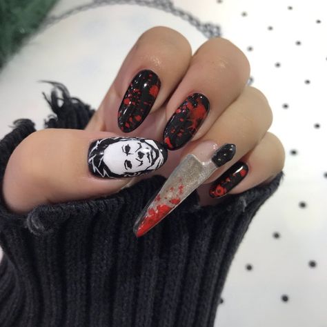 Halloween Nails Acrylic Michael Myers, Michael Myers Acrylic Nails, Micheal Myers Nail, Micheal Myers Nail Designs, Michael Myers Nail Art, Michael Myers Nails Acrylic, Jason Nails Halloween, Slasher Nails, Michael Myers Nails