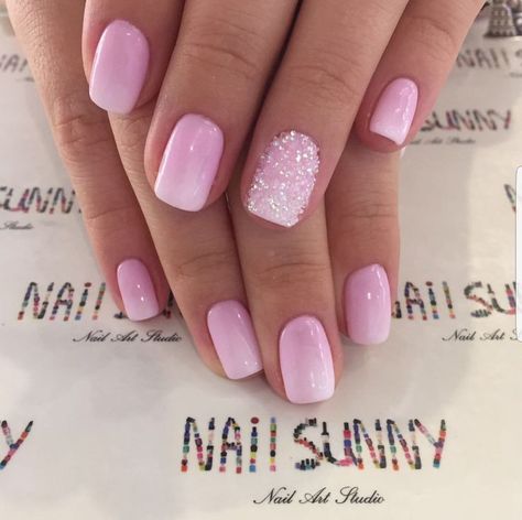 Accent Nail Designs, Glitter Accent Nails, Pink Glitter Nails, Squoval Nails, Pink Gel Nails, Manicure Gel, Pink Gel, Her Nails, Nails 2020