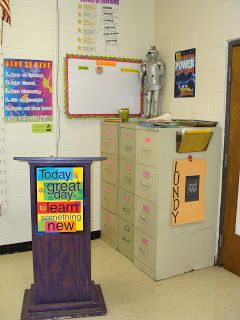 I love the idea of having a podium in my classroom! Making It As A Middle School Teacher: My Classroom in Action! Middle School Teacher, Graduation Crafts, Kids Theater, Class Decor, Classroom Projects, Becoming A Teacher, Middle School Teachers, Teaching Middle School, Class Decoration