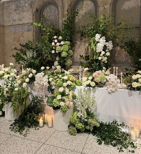 Bridal Sweetheart Table, Olive Green Wedding Backdrop, Green Wedding Reception, Sweethearts Table, Wedding Bride And Groom Table, Head Table Florals, Sweetheart Table Wedding Grass Backdrop, White And Green Wedding Sweetheart Table, Bride And Groom Table