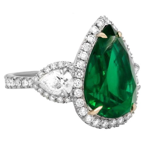 GIA Certified 8.78 Carat Green Emerald Pear Shaped Platinum Ring with Diamonds | See more rare vintage Fashion Rings at https://www.1stdibs.com/jewelry/rings/fashion-rings Edwardian Engagement Ring, Emerald Ring Vintage, Diamond Rings With Price, Platinum Diamond Rings, Antique Diamond Rings, Emerald Diamond Ring, Vintage Style Rings, Vintage Diamond Rings, Diamond Cocktail Rings