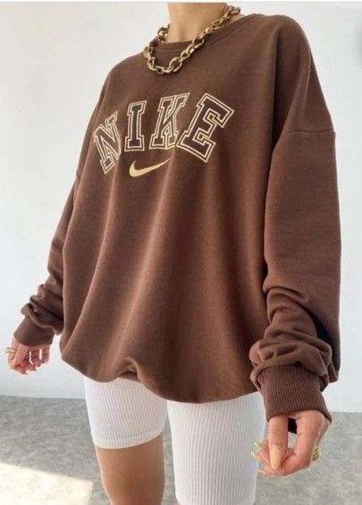 Brown Nike Hoodie, Nike Jumper Outfit, College Sweatshirt Outfit, Brown Jumper, Nike Crewneck, Brown Sweatshirt, Nike Pullover, Sweet Shirt, Cute Nike Outfits