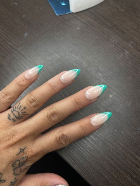 Trendy Nails Teal, Almond Nails Teal French Tip, Aqua Tips Nails, Turquoise Nails Almond Shape, Aquamarine Almond Nails, Turquoise French Tip Nails Almond, French Tip Acrylic Nails Natural, Teal Chrome French Tip Nails, Teal Tips Nails