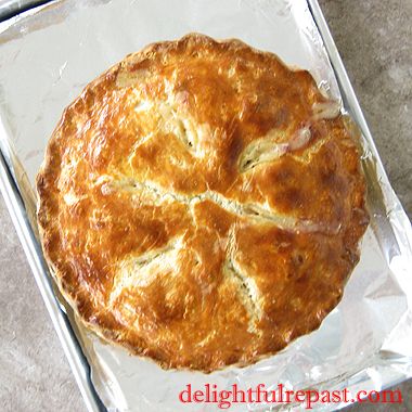 Chicken Pot Pie — Double-Crusted Classic Comfort Food / www.delightfulrepast.com Double Crust Chicken Pot Pie, Individual Chicken Pot Pies, Chicken Pot Pies, Cold Weather Comfort Food, Comfort Food Chicken, Chicken Pie, Pot Pies, Chicken Pot Pie Recipes, Crusted Chicken