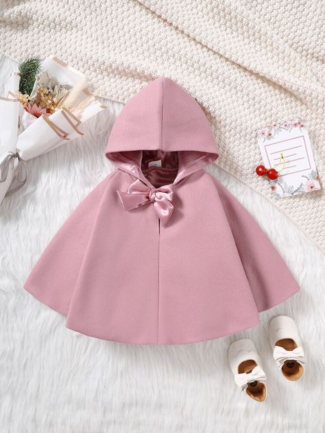 Baby Bow Front Hooded Cape Coat | SHEIN USA Poncho Pattern Sewing, Mantel Cape, Poncho Outfit, Girl Dress Patterns, Hooded Cape, Poncho Pattern