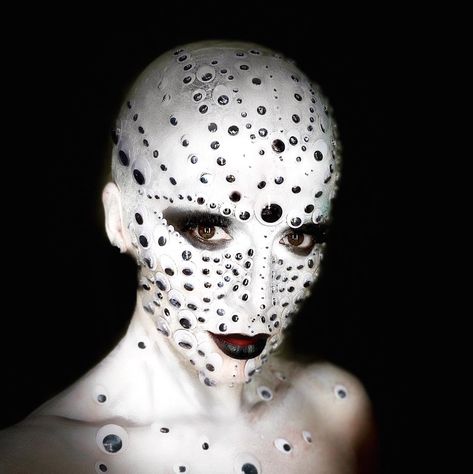 Another halloween makeup inspo Googly Eyes Makeup, Halloween Makeup Inspo, Googly Eyes, Eyes Makeup, Makeup Inspo, Halloween Makeup, Halloween Face, Face Makeup, Halloween Face Makeup