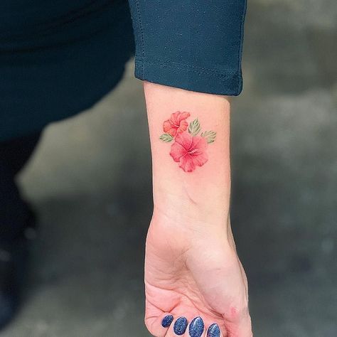 Hybiscus Tattoo, Hawaii Flower Tattoos, Hibiscus Tattoos, Hibiscus Flower Tattoo, Paisley Tattoos, Hibiscus Drawing, Hawaiian Flower Tattoos, Plumeria Tattoo, Hibiscus Flower Tattoos