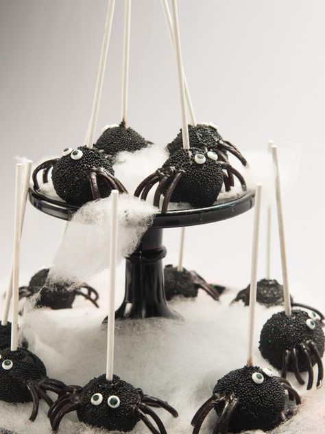 Spider Cake Pops, Halloween Cake Recipes, Cake Pops Recipe, Spider Cake, Halloween Cake Pops, Spider Decorations, Halloween Party Ideas, Cake Pop Recipe, Halloween Cake