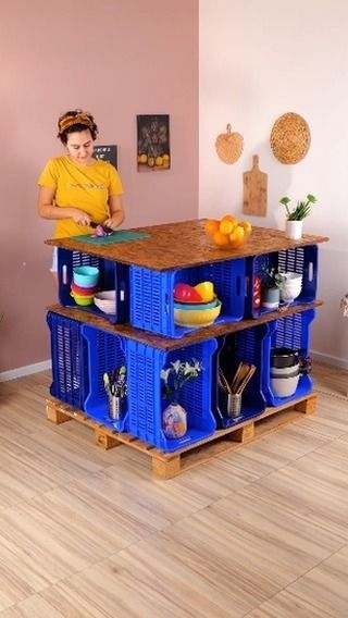 5-Minute Crafts Decor on Instagram: "A #diy kitchen counter made out of baskets ⠀ #recycle #recyclingideas #diy #diyhacks #idea #coolideas #furnitureideas #homedecor #kitchenhacks #5mcreels #reelitfeelit #instareels #reelinstagram #5minutecrafts #decor" Diy Kitchen Counter, Milk Crates Diy, Milk Crate Furniture, Upcycling Furniture, Crate Diy, Diy House Renovations, Milk Crate, Milk Crates, Crate Furniture