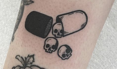 Cool Emo Tattoos, Small Dark Tattoos Creepy, Small Punk Tattoos, Simple Goth Tattoo Ideas, Most Hated Tattoo, Emo Tattoos For Guys, Filler Tattoo Ideas Gap Men, Tattoo Ideas Creepy, Saw Tattoo Jigsaw