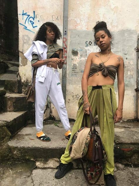 𝑇𝑎𝑠ℎ𝑎 & 𝑇𝑟𝑎𝑐𝑖𝑒 Latina Aesthetic, Caribbean Fashion, Br Style, Film Inspiration, We Are The World, Looks Street Style, Black Culture, Black Is Beautiful, Bago