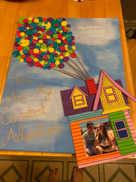 Arts And Crafts Anniversary Gift, Up Themed Anniversary Gift, Anaversery Painting Ideas, 1 Year Anniversary Canvas Ideas, Up Anniversary Ideas, Love Anniversary Ideas, Anniversary Drawings For Him, Anniversary Poster Ideas, One Year Anniversary For Her