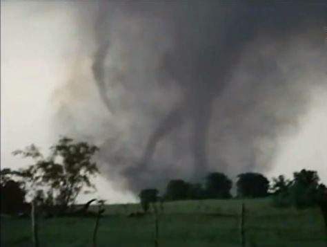 Native American legend - Dead man walking tornado Tornado Pictures, Storm Pictures, Native American Legends, Storm Chasing, Dead Man Walking, Wild Weather, Weather Photos, Natural Phenomena, Dead Man