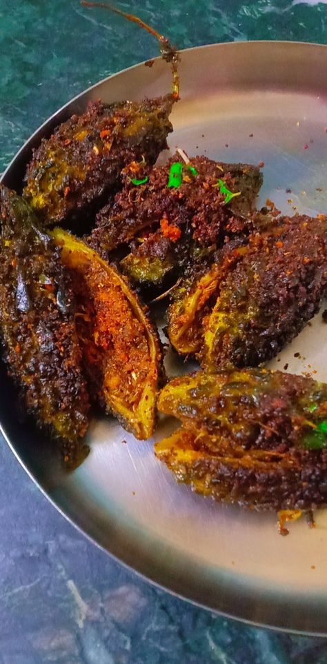 Very tasty and healthy lunch recipe
Bharwa karela sabji Bitter Gourd Recipe, Bitter Gourd, Potato Recipes, Gourds, Bitter, Meat Jerky, Yummy Food, Ethnic Recipes, Quick Saves