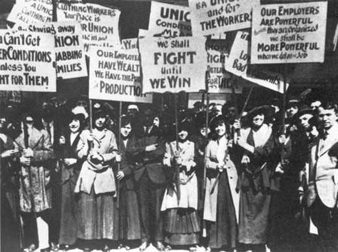 Amalgamated Clothing Workers Strike, 1915 | 12 Powerful Images Of Women In The Labor Movement Bread And Roses, Labor Union, Workers Rights, Women’s History, Powerful Images, International Women’s Day, Industrial Revolution, Woman’s Day, Female Images