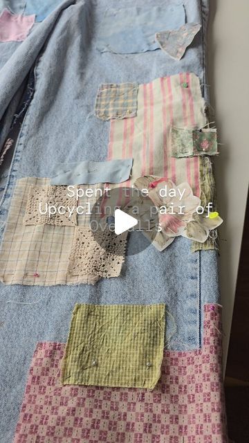 Angelia, Upcycled clothing, Designer and Teacher on Instagram: "This is the second upcycling project for my subscribers. I'm upcycling a pair of denim overalls.  If you want to know how to do this yourself, tap the Subscribe tab on my profile page.   #upcycledclothing #patchclothes #reworkedclothing #upcycledesigner #slowfashioncommunity #slowfashionstyle #overalls" Patchwork Overalls Diy, Upcycle Overalls, Upcycled Overalls, Sewing Projects Clothes Upcycling, Upcycle Denim Jeans, Diy Bibs, Patchwork Overalls, Patchwork Diy, Reworked Clothing