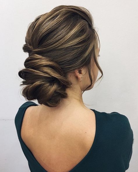 87 Fabulous Wedding Hairstyles For Every Wedding Dress Neckline Bridesmaid Hair Beach Wedding, Bridesmaid Hair Half Up Long, Beach Bridesmaid Hair, Wedding Dress Neckline, Boho Bridesmaid Hair, Cool Haircuts For Girls, Bridesmaid Hair Side, Bridesmaid Hair Medium Length, Bridesmaid Hair Long