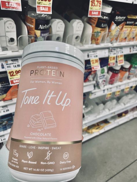 Protein Powder Aesthetic, Protien Powders, Gym Girlie, Gym Supplements, Edgars Haircut, Workout Protein, Healthier Options, Protein Supplements, Protein Drinks