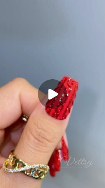 Vettsy on Instagram: "❤️✨Glittery Red Sweater Nails for Christmas & New Year! ✨❤️ Save for your holiday set 🥰

🛒Using: Solid Gel-Paradise/ Hema-Free Gel-Paradise 

👉 Shop the same nail supplies via my bio or visit vettsy.com

Follow @vettsystore & @vettsynails for more nail inspiration 🧚‍♀️

👭Tag friends who would like this👭

#vettsynails #nailsathome #rednails #redglitternails #nailart #nailinspo #sweaternails #christmasnails #holidaynails #frenchnails #redfrenchnails #" Red Sweater Nails, Red Nails Glitter, Tag Friends, Sweater Nails, Holiday Set, Nail Supplies, Red Sweater, Nails At Home, Nail Supply