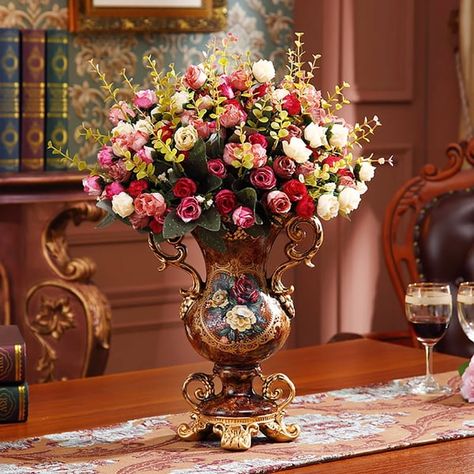 Note: This product contains artificial flowers.Retro luxurious European style amphorae vase paired with romantic simulated bouquets. Place this beautiful artificial flower decoration on your dining room table, coffee table or entryway cabinet to add beauty to your home. (This product requires the artificial flowers to be compressed and transported. After unpacking, you can refer to the pictures to organize and restore them. Due to the blooming status of the artificial flowers, the height and wid Lobby Flowers, Vintage Flower Arrangements, Victorian Rooms, Flower Arrangement Vase, Armoire Entree, Resin Vase, Luxury Vase, Coeur Gif, Big Vases