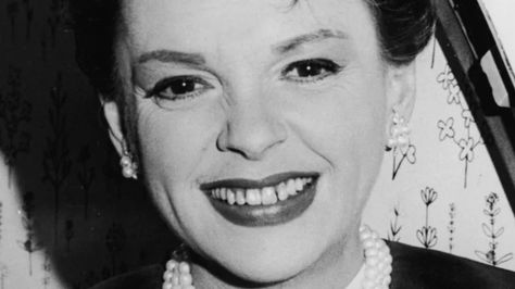 What Happened To Judy Garland's Children? Judy Garland Show, Lorna Luft, Liza Minnelli, Three Children, Judy Garland, Famous Stars, A Star Is Born, Two Daughters, Golden Age Of Hollywood