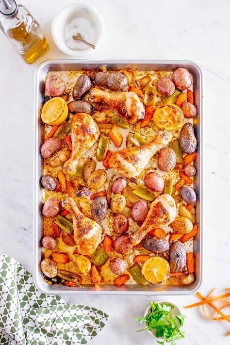 Sheet Pan Chicken Drumsticks and Vegetables (Baked at 425°F) Sheet Pan Chicken Drumsticks, Chicken Drums, Chicken Drumstick, Sheet Pan Dinners Chicken, Sheet Pan Chicken, Chicken Drumstick Recipes, Drumstick Recipes, One Pan Dinner, One Pan Chicken