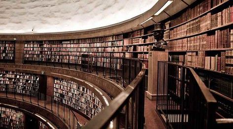 Stockholm Library, Libraries Around The World, Belle Library, Gothic Music, Visit Stockholm, Beautiful Library, Library Aesthetic, Sweden Travel, Reading Library