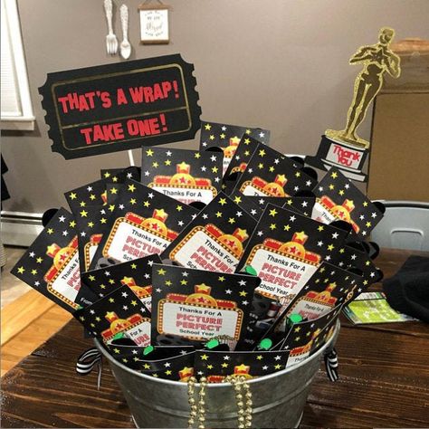 Hollywood Bday Party, Hollywood Teacher Appreciation, Growth Mindset Classroom Decor, School Fundraising Events, Hollywood Classroom, Hollywood Birthday, Counselors Office Decor, Pta Ideas, Classroom Decor High School