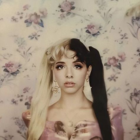 Melanie Martinez Pictures, Melanie Martinez Photos, Birth Mother, Last Fm, Melanie Martinez, Birthday, Hair, Pink