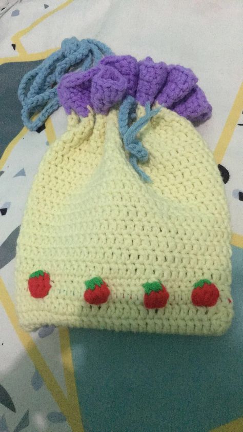 Simply Crochet, Chaeyoung Twice, Crochet Basics, Cute Crochet, Crochet Designs, Crochet Bag, K Pop, Crochet Projects, Crochet Hats