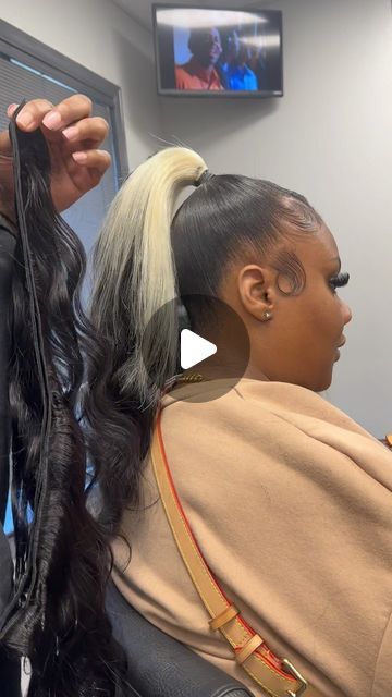 Metri Nunley-Lash on Instagram: "These ponytails just do it for me every single time because it honestly doesn’t take much to elevate a simple basic pony into something super cute and unique. A few colored tracks and some layers always get the job done and you don’t need to buy a whole pack. We literally only used 3 different color tracks for this look and the color really popped! #sleekponytail #hairstylist #fyp #ponytail #genieponytail #got2busa" Ombre Ponytail Black Women, Different Ponytail Hairstyles, 3 Part Ponytail, Barbie Ponytail, Do It For Me, Sleek Ponytail, Get The Job, Ponytail Hairstyles, Buns