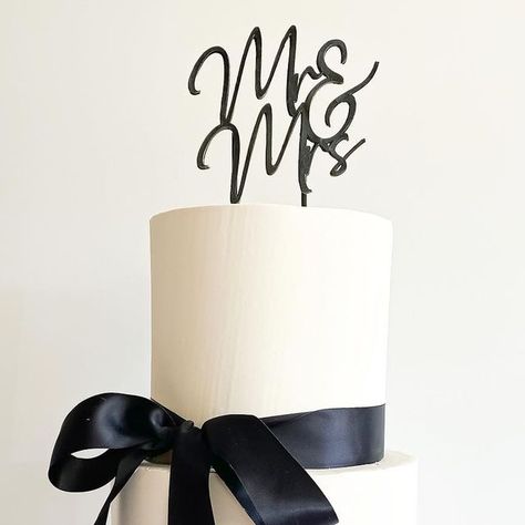 Teaspoon Cake Shop on Instagram: "Mr & Mrs 🖤  The theme : black and white, elegant and beautiful  Congratulations to Megan & Jimmy!! Wishing you all the love in the world!  Custom topper : @kricutwithkelc   #halifaxbaker #dartmouthbaker #halifaxfood #halifaxlocal #downtowndartmouth #customcake #halifaxlocal #halifaxsmallbusiness #dartmouthsmallbusiness #weddingcake #weddingcake #novascotiawedding #novascotiaweddings #buttercreamweddingcake #halifaxweddings #cakedesign #customcake #halifaxweddingcakes #halifaxweddings #weddingcakeinspiration #whiteweddingcake #customcakedesign #weddingdesign #halifaxwedding #blackandwhitewedding #blackandwhiteweddingcake #elegantcake #weddingcakedesigner"