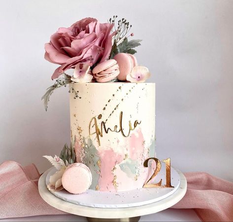 60th Buttercream Birthday Cake, Womens Birthday Cakes Simple, Pastel Birthday Cake For Women, 70th Cakes For Women, Flower Birthday Cake For Women, Womens 50th Birthday Cake, Trendy Birthday Cakes For Women 2023, Birthday Cake Women Elegant, Birthday Cake 70th Woman