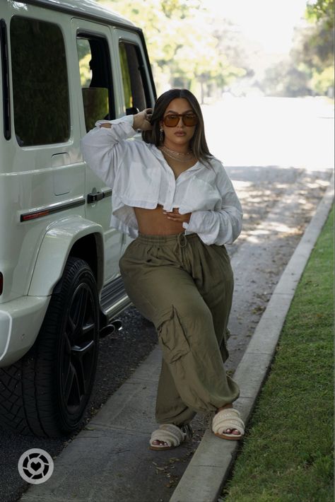 Plus Size Airport Outfit, Book Closet, Plus Size Baddie Outfits, Effortlessly Chic Outfits, Curvy Model, Looks Street Style, Moda Plus Size, Curvy Girl Outfits, Curvy Outfits