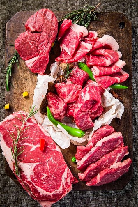 Meat Pictures, Meat Images, Meat Background, Meat Food Styling, Beef Slice, Meat Photo, Beef Cubes, Grilled Dinner Recipes, Carnicerias Ideas