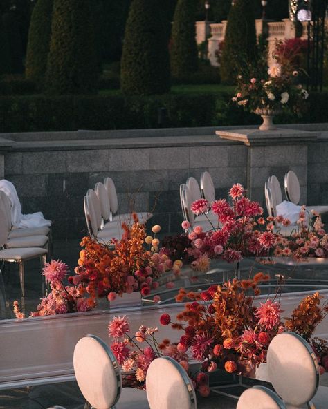 Outdoor Wedding Tables, Burgundy Wedding Theme, Colorado Destination Wedding, Aisle Flowers, Burgundy Wedding Invitations, Large Centerpiece, Scotland Wedding, Flower Installation, Ceremony Seating