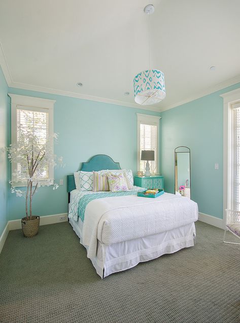 Turquoise Bedroom Decor, Blue Themed Bedroom, Bedroom Ideas Beach, Turquoise Room, House Bedroom Ideas, Bedroom Turquoise, Beach Themed Bedroom, Beach House Bedroom, Teal Bedroom