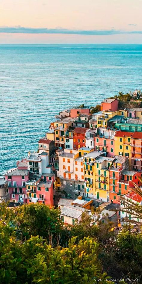 Handphone Wallpaper, Mediterranean Aesthetic, Italy Vibes, City Island, Europe Holidays, Future Photos, Cinque Terre Italy, Italy Aesthetic, 수채화 그림