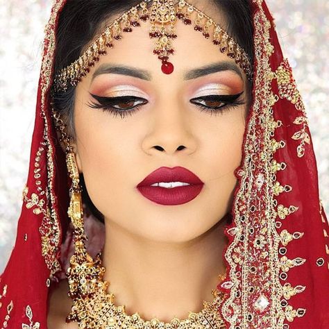 Indian Makeup Tutorial, Dark Lip Makeup, Simple Bridal Makeup, Makeup Silver, Indian Makeup Looks, Amazing Wedding Makeup, Bridal Makeup Tips, Make Up Designs, Gorgeous Wedding Makeup