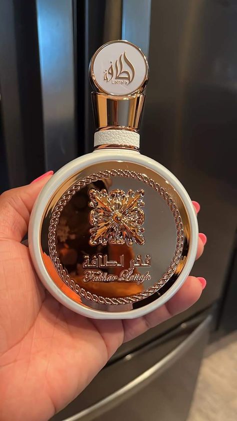 Expensive Perfume Luxury Women, Arabian Perfume Aesthetic, Expensive Perfume Luxury, Latafa Perfume, Arabic Perfumes For Women, Arab Perfumes For Women, Arabic Fragrance, Koleksi Parfum, Arabian Perfume