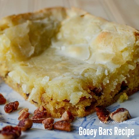 Ooey Gooey Bars Paula Deen, Ooey Gooey Bars Recipe, Oort Gooey Butter Bars, Oey Goey Butter Bars, Oort Gooey Bars, Obey Gooey Bars, Ooie Gooie Bars, Poet Gooey Bars, Ooy Gooy Bars