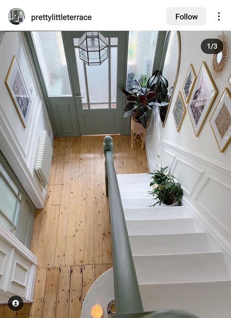 Colourful Architraves, Green And White Staircase, White Landing And Stairs, Green Banister Ideas, Green Stair Banister, Green And White Entryway, Stair Banister Colours, Colourful Banister, Card Room Green Hallway