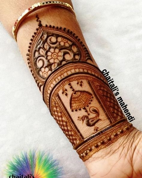 Bell Mehndi Design, Peacock Mehndi Designs, Front Mehndi Design, Mehndi Designs Bridal Hands, Mehndi Design Pictures, Modern Mehndi Designs, Engagement Mehndi Designs, Full Mehndi Designs, Latest Bridal Mehndi Designs